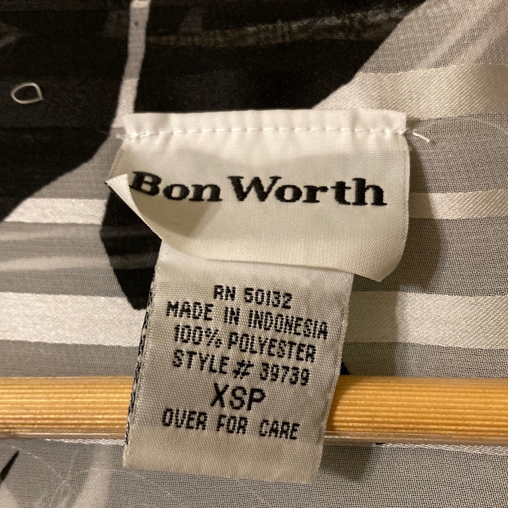 BON WORTH Black and white short sleeved blouse sheer size XSP